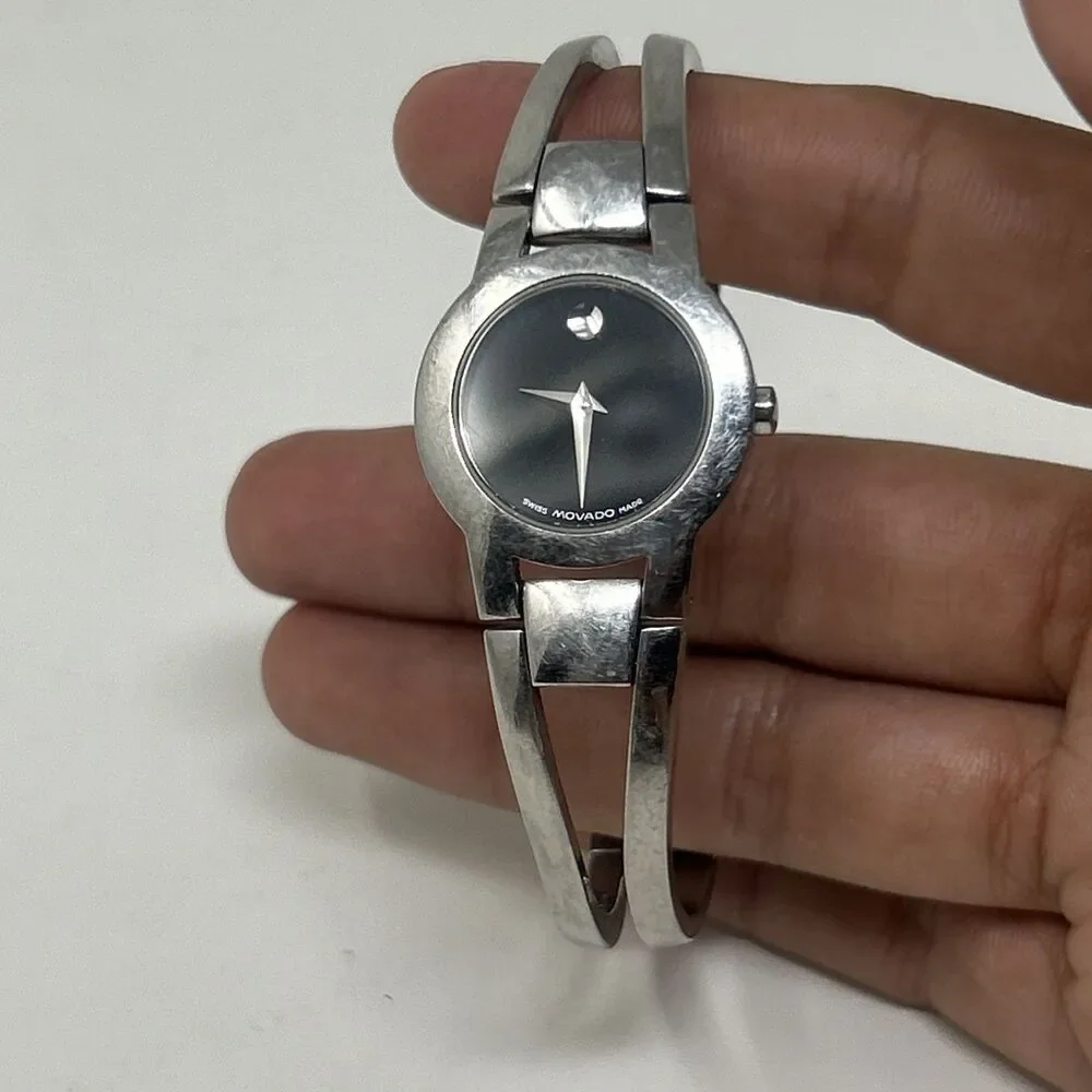 Movado Amorosa Watch 84 E4 1842 Stainless Water Resistant Saphhire Crystal